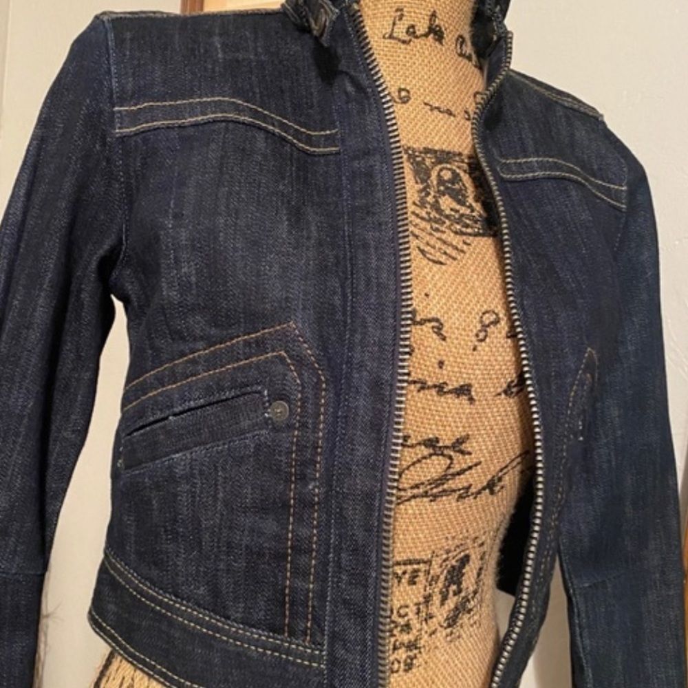 GAP 1969 Limited Edition Women's Jean Jacket - Picture 2 of 8